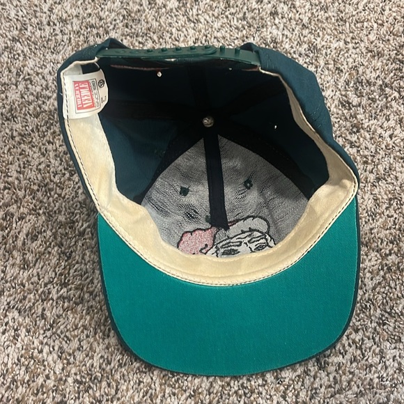 Santa Embroidered Green Cap
Cap, hat, Christmas, happy new year Santa hat - Picture 4 of 5